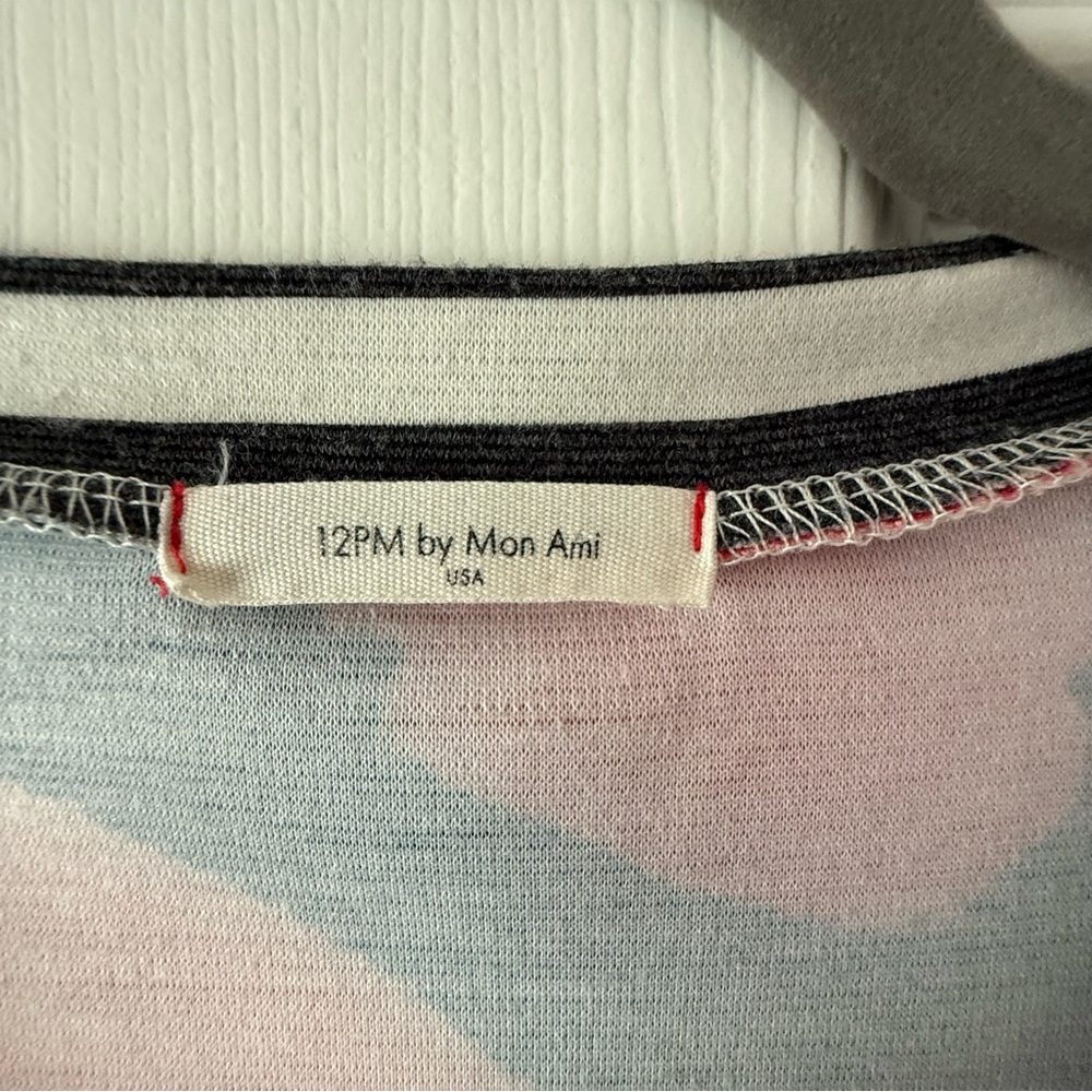 Floral Top - Picture 4 of 6